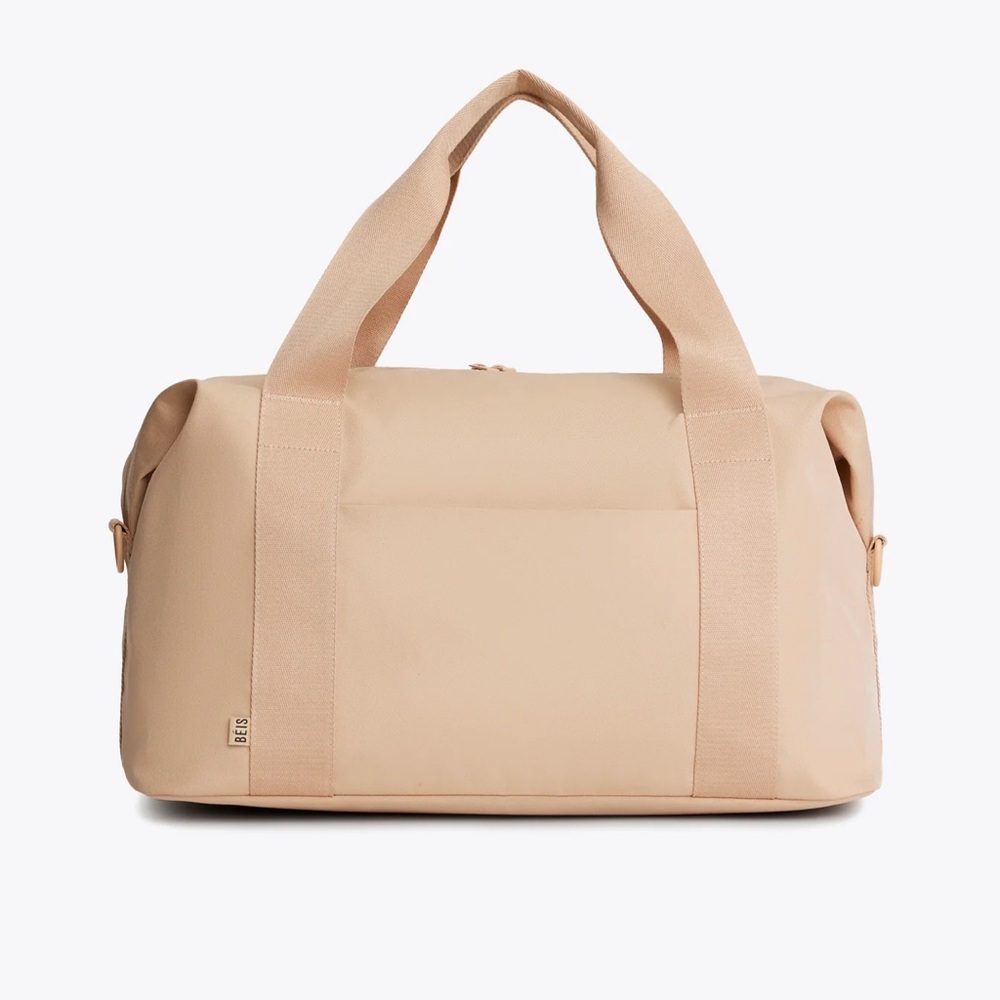 BEIS The Beisics Duffle in Beige